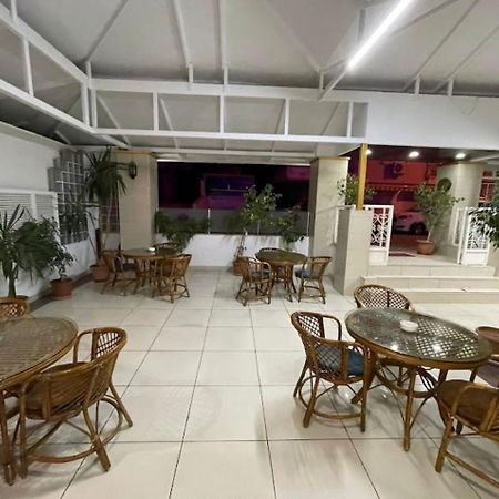 Denizhan Hotel Анталия Екстериор снимка
