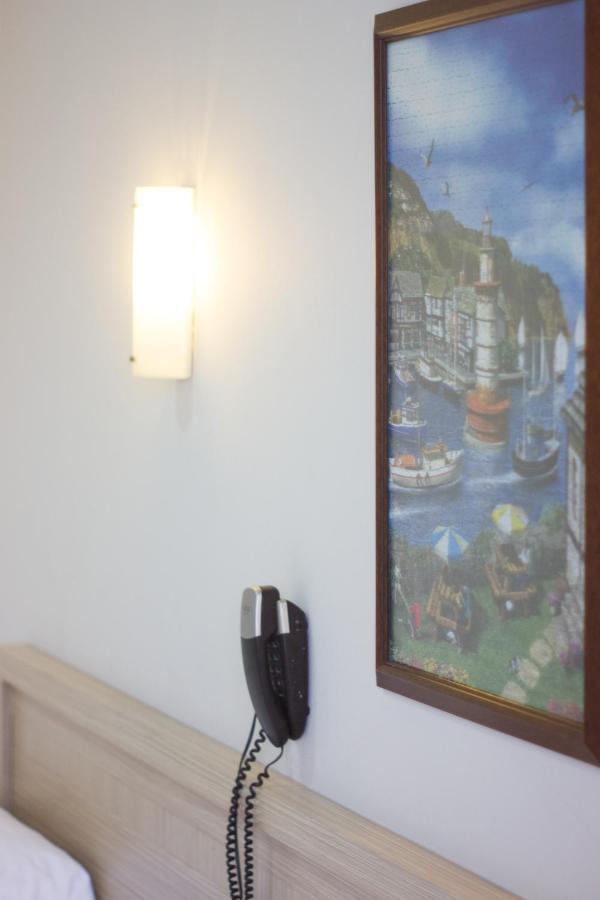 Denizhan Hotel Анталия Екстериор снимка