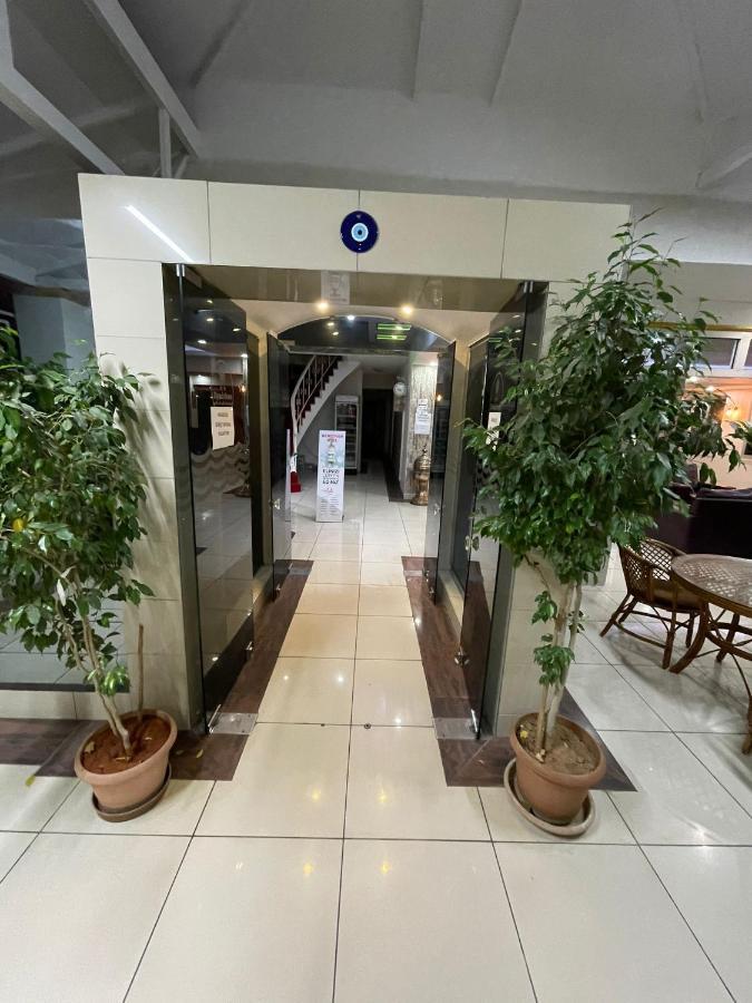 Denizhan Hotel Анталия Екстериор снимка