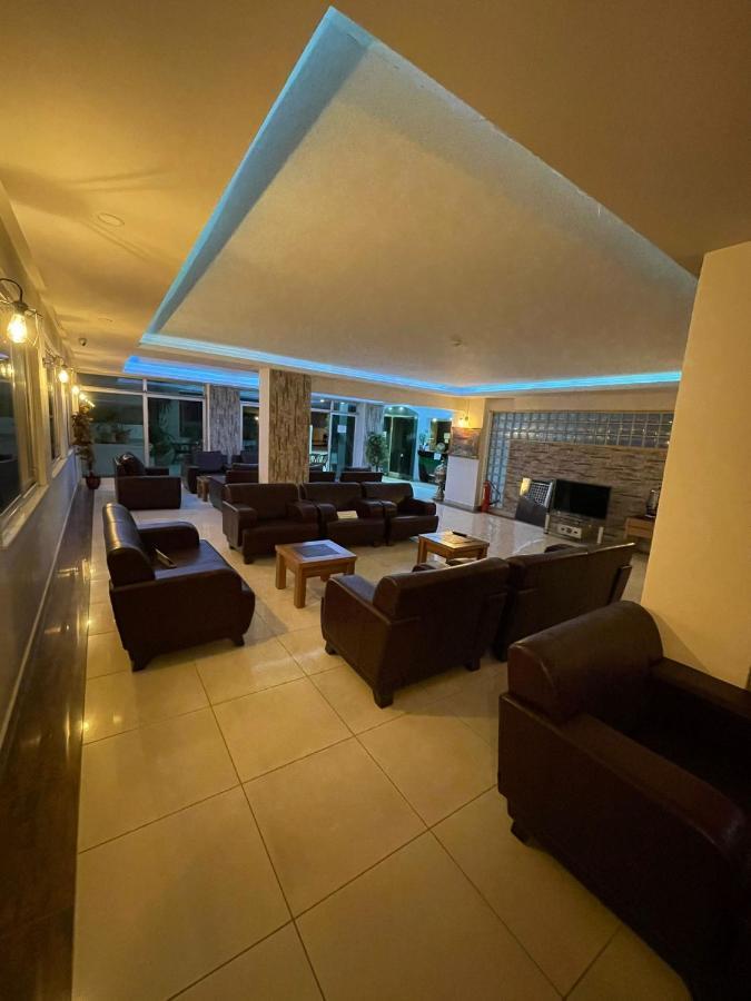 Denizhan Hotel Анталия Екстериор снимка