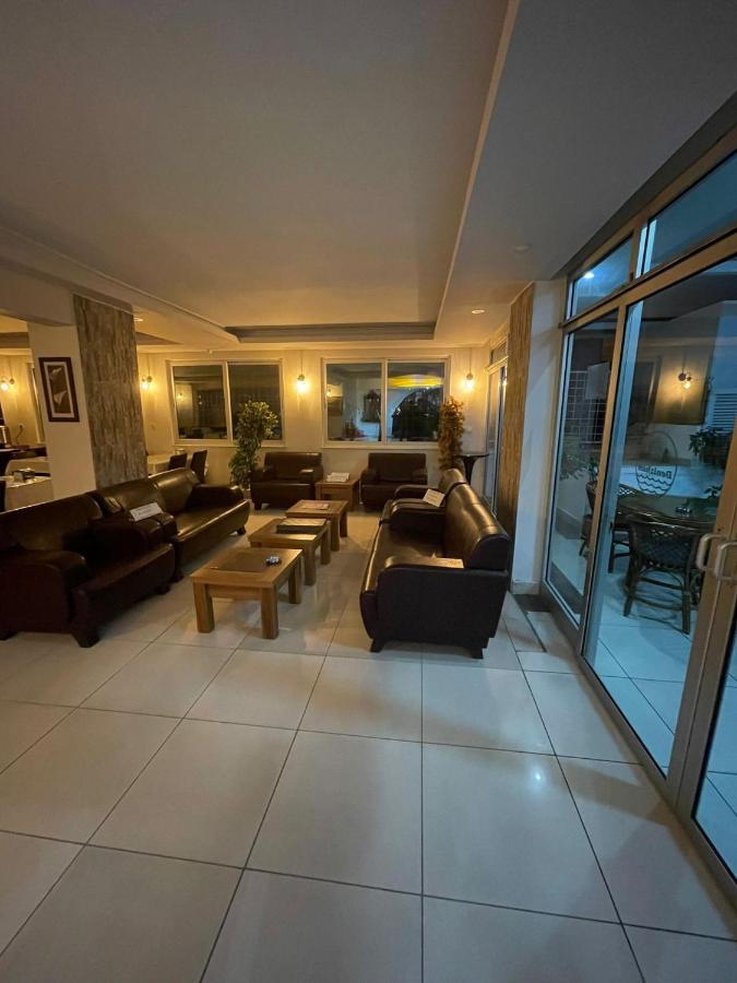 Denizhan Hotel Анталия Екстериор снимка