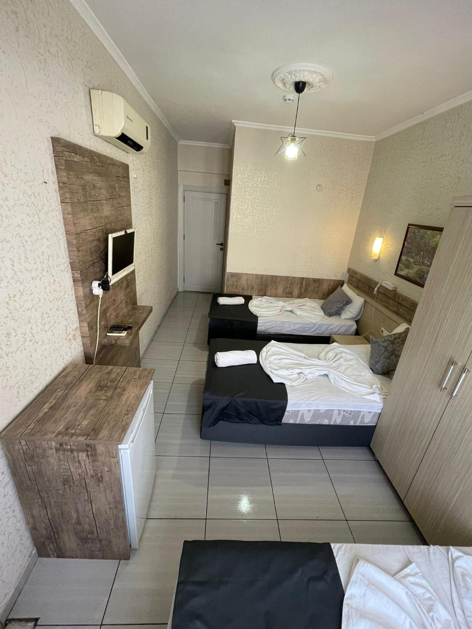 Denizhan Hotel Анталия Екстериор снимка