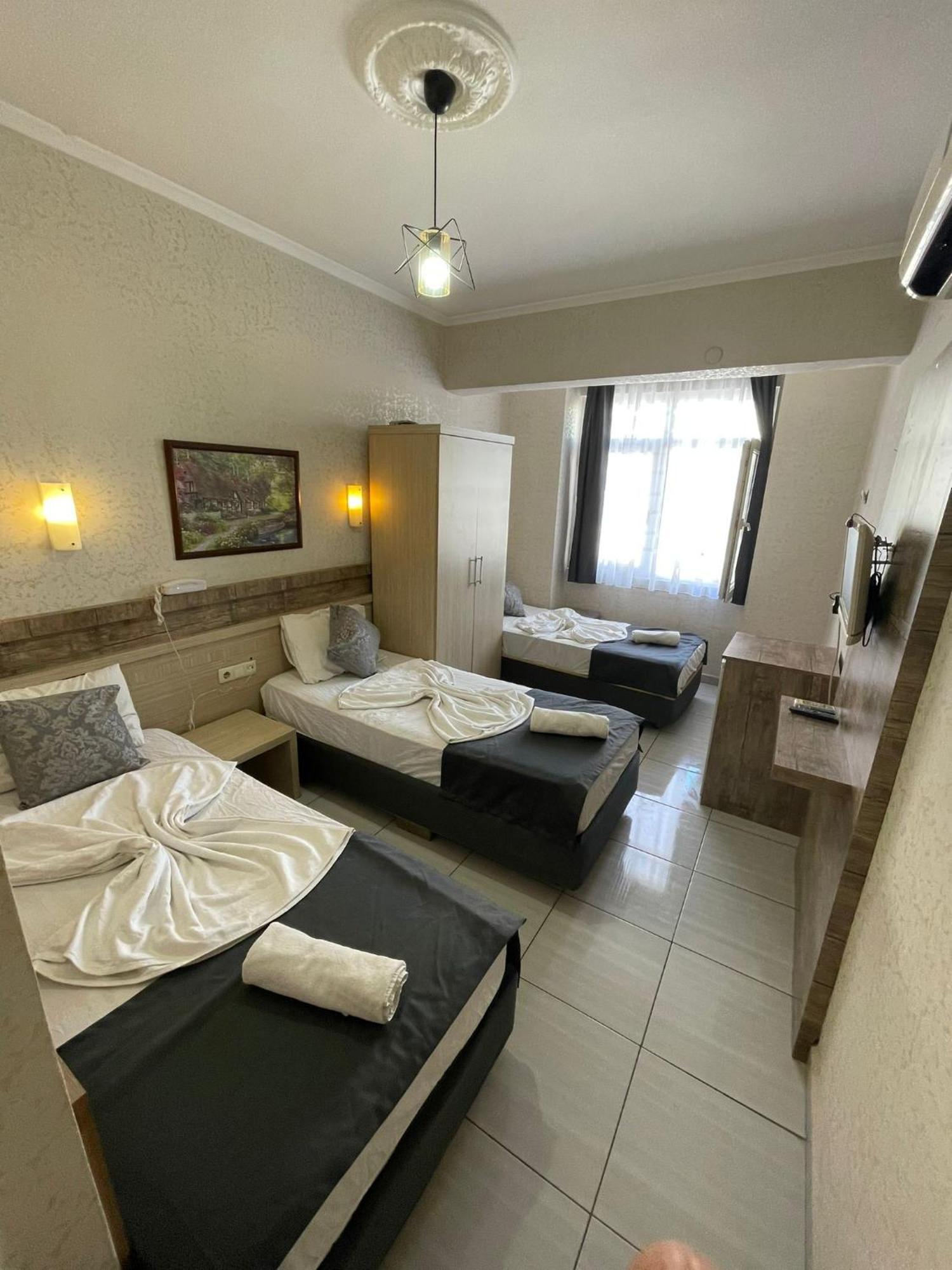 Denizhan Hotel Анталия Екстериор снимка