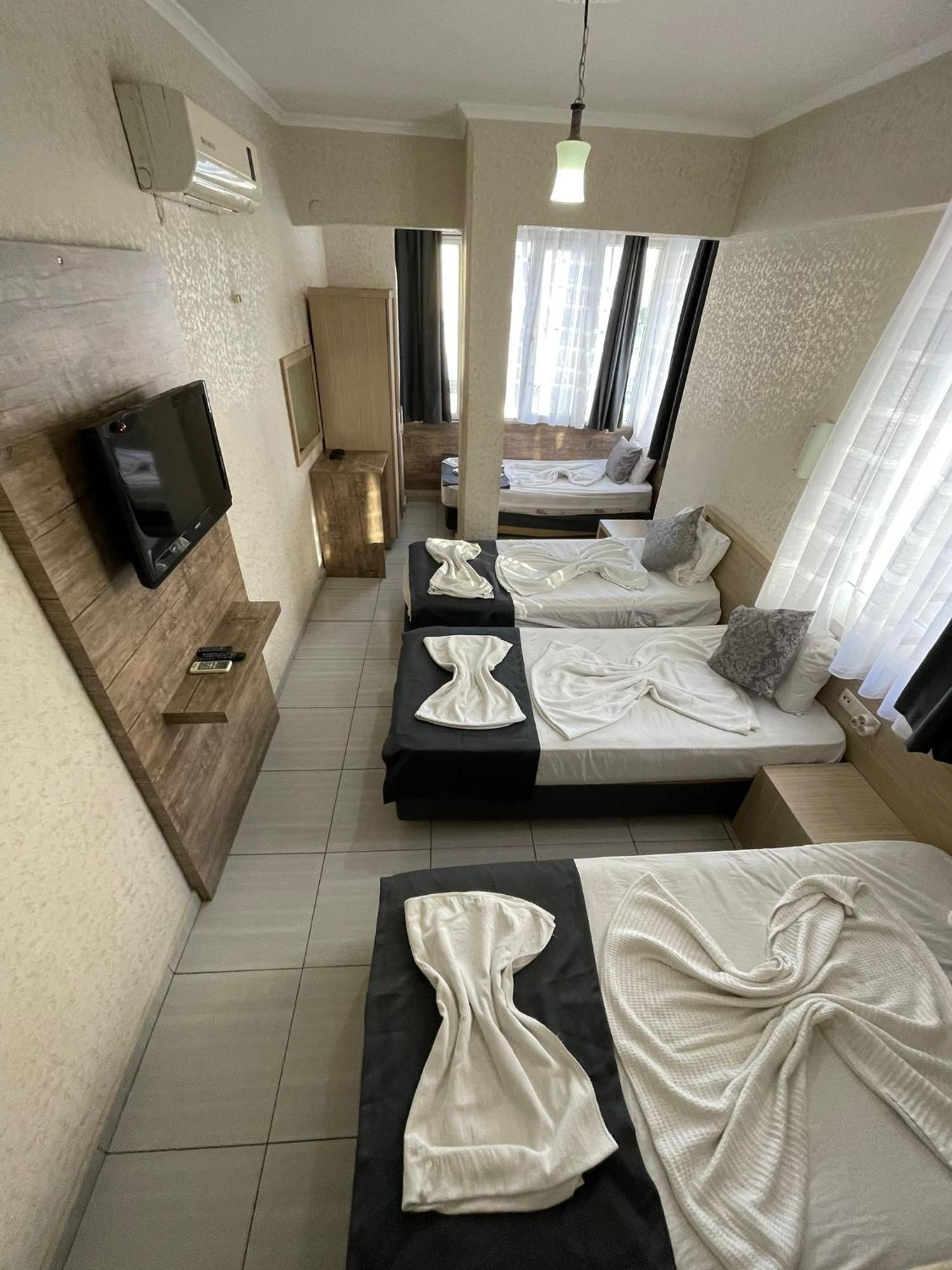 Denizhan Hotel Анталия Екстериор снимка
